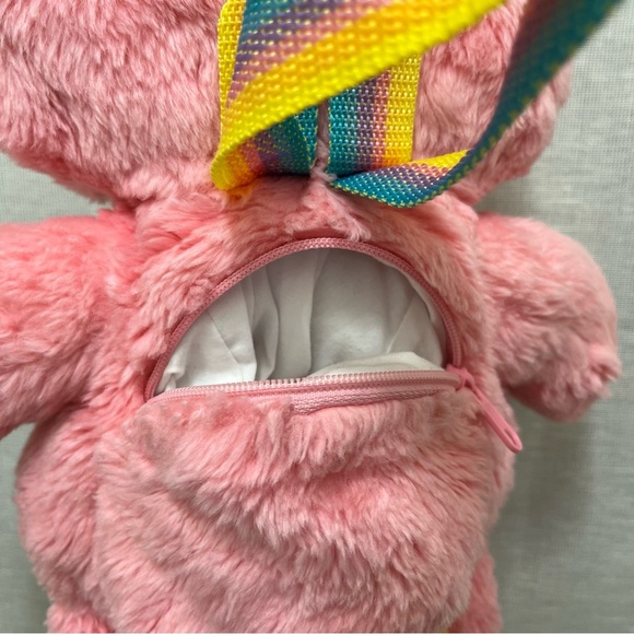 Vtg 2003 Care Bear Love-A-Lot Backpack Rainbow Straps - Picture 6 of 8